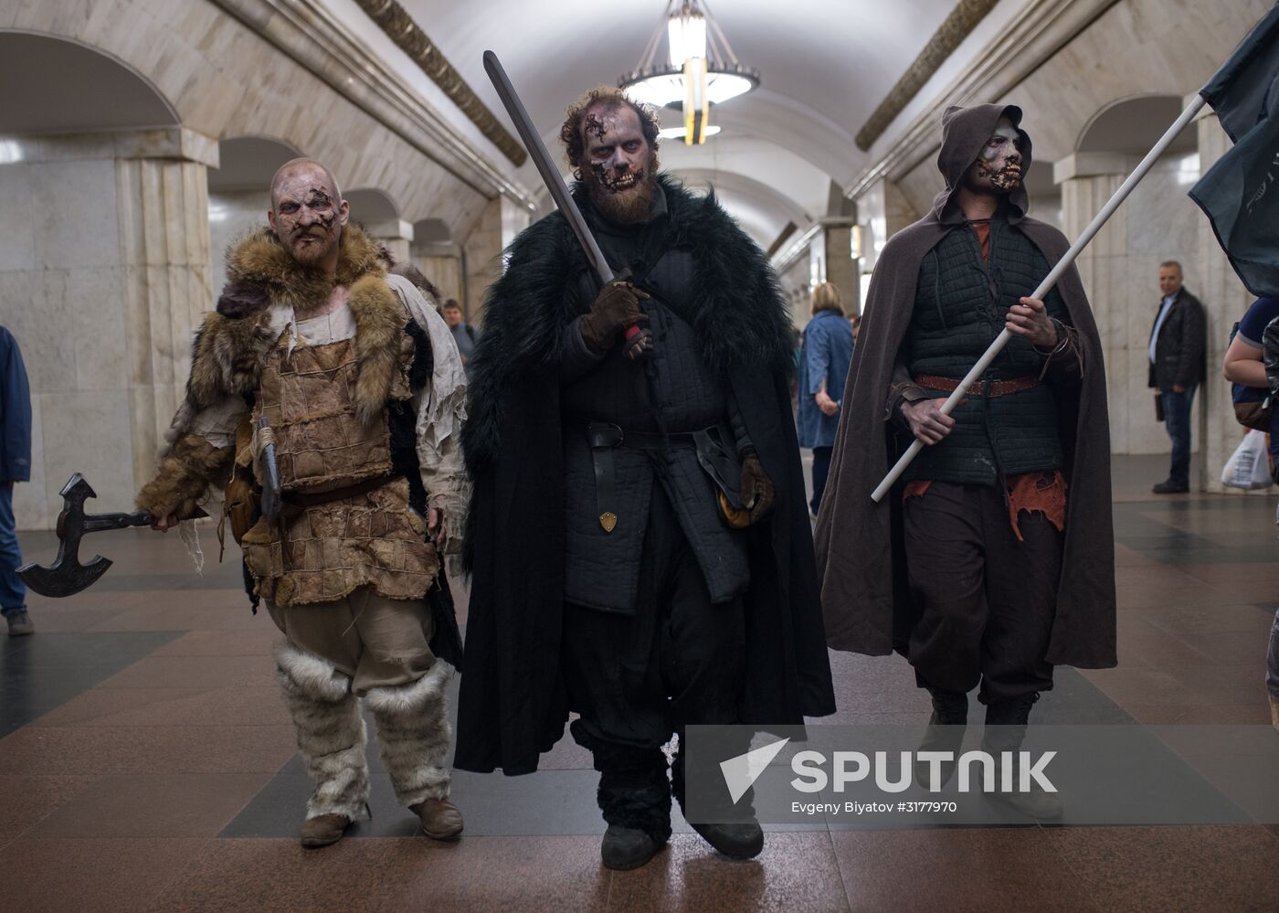 Game of Thrones characters ride in Moscow metro