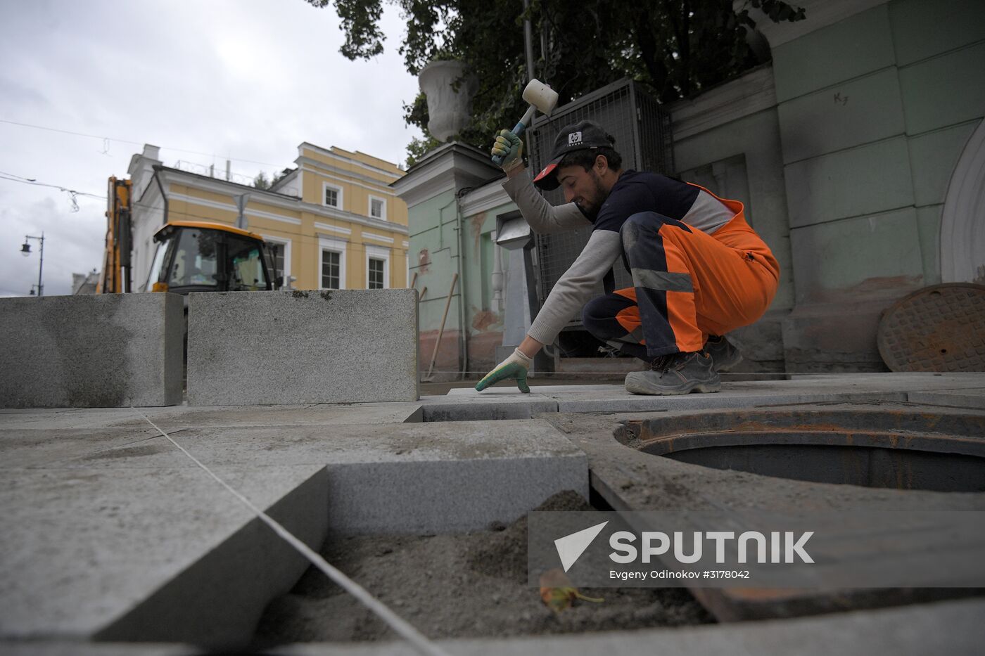 Streets undergo reconstruction in Moscow