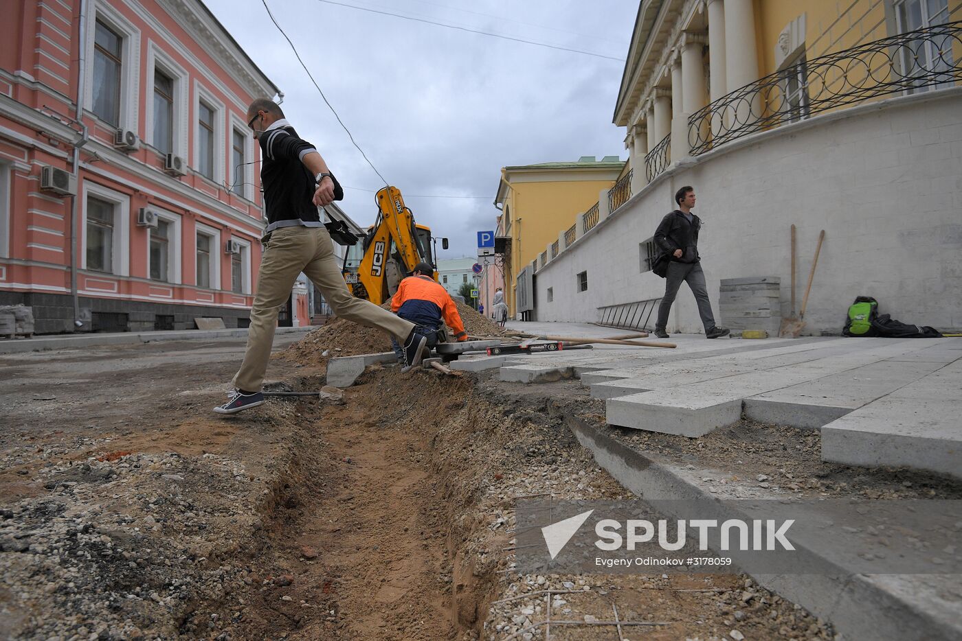 Streets undergo reconstruction in Moscow