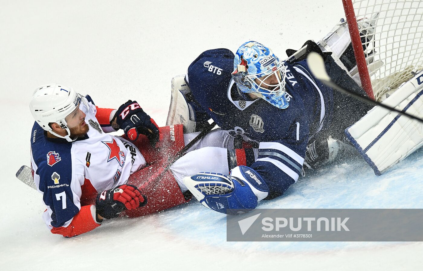 Kontinental Hockey League. Dynamo Moscow vs. CSKA