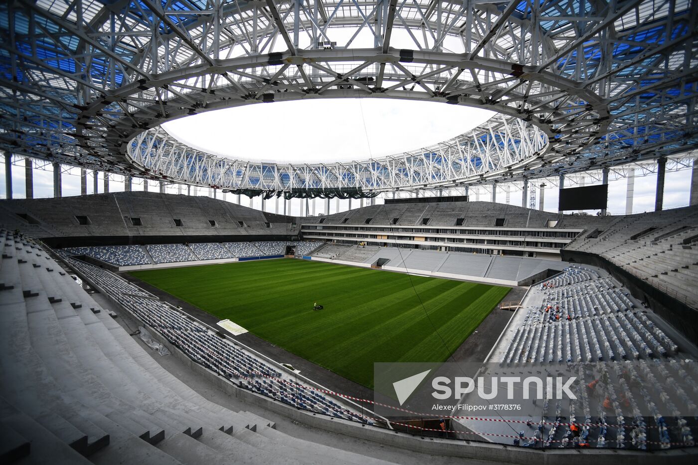 Nizhny Novgorod stadium under construction