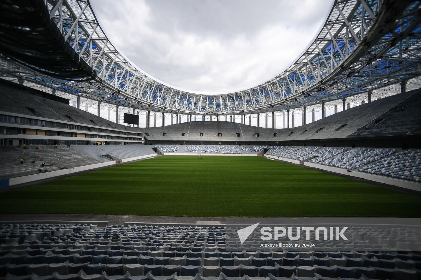 Nizhny Novgorod stadium under construction