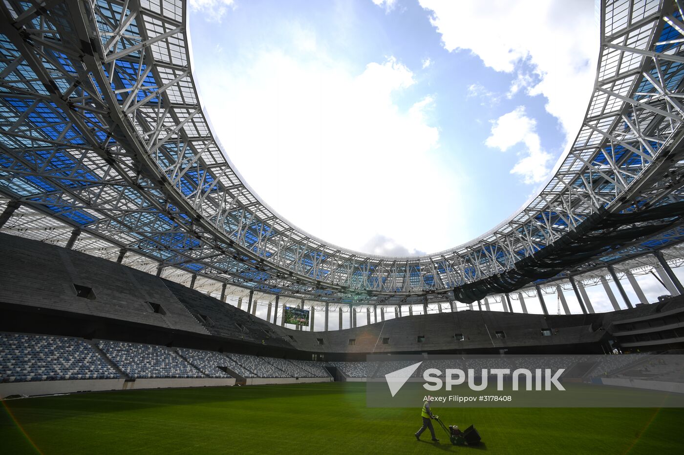 Nizhny Novgorod stadium under construction