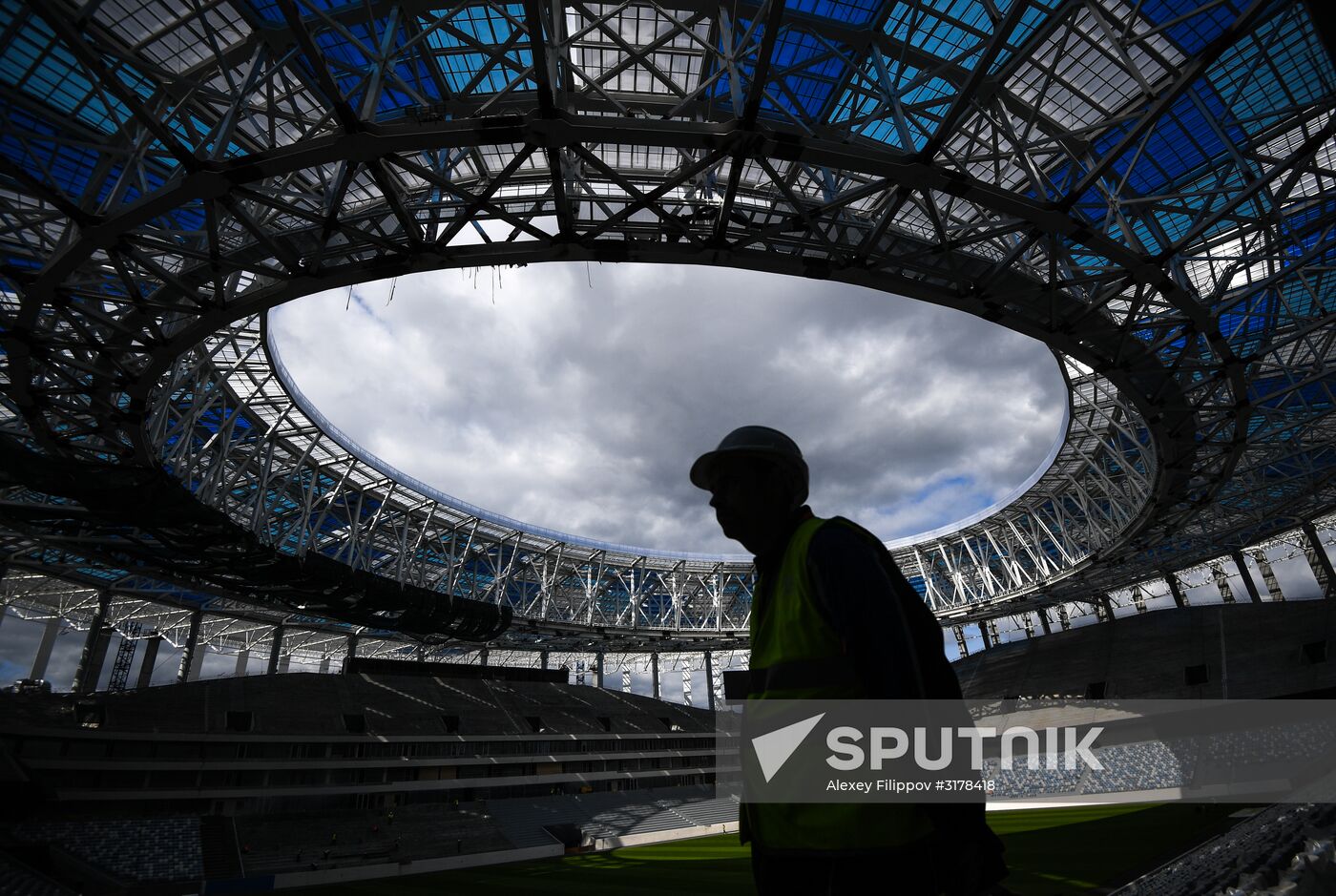 Nizhny Novgorod stadium under construction