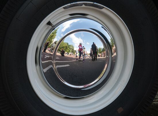 Seventh Retrofest festival of old and classic cars