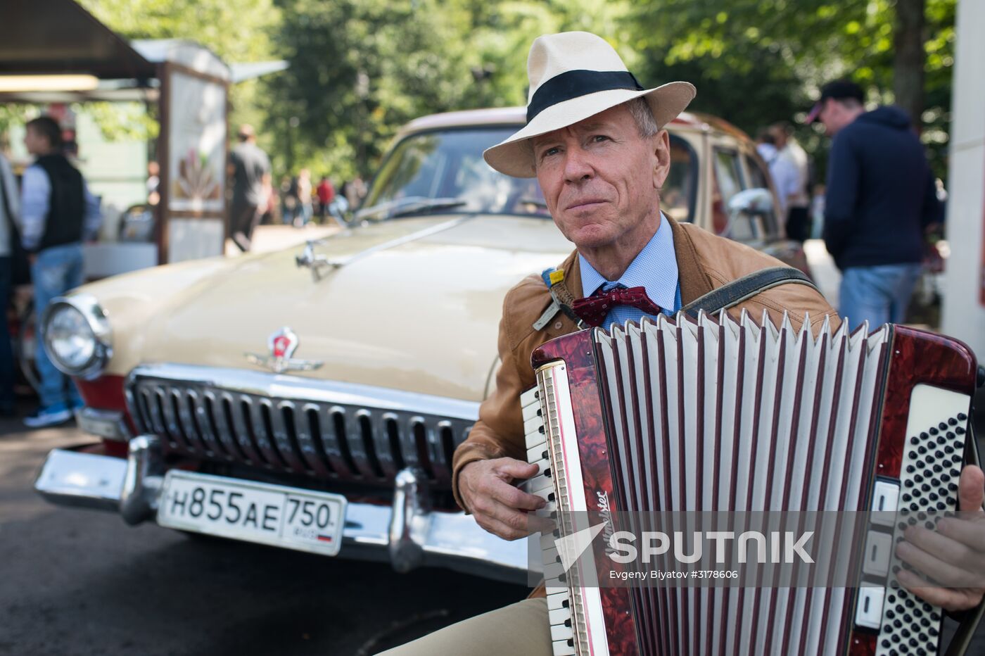 Seventh Retrofest festival of old and classic cars