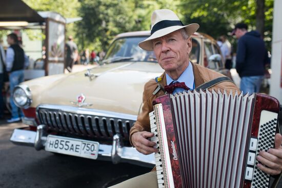 Seventh Retrofest festival of old and classic cars