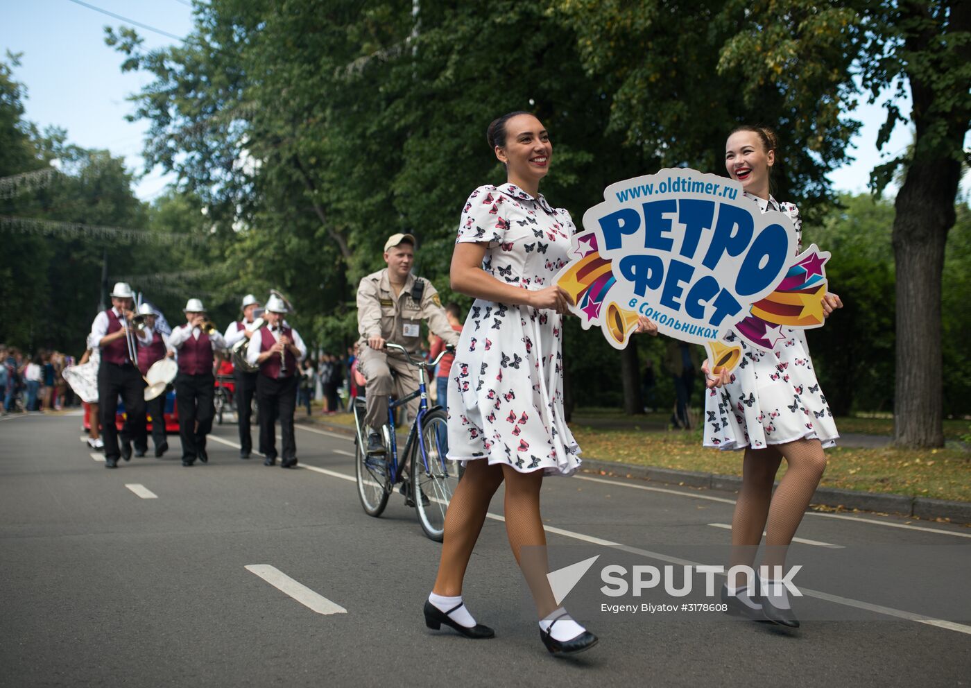 Seventh Retrofest festival of old and classic cars