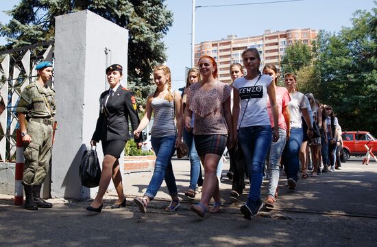 Young women enrolled to Krasnodar Aviation Institute to get flight profession