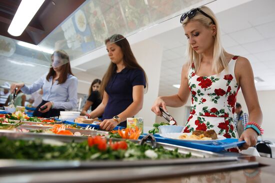 Young women enrolled to Krasnodar Aviation Institute to get flight profession