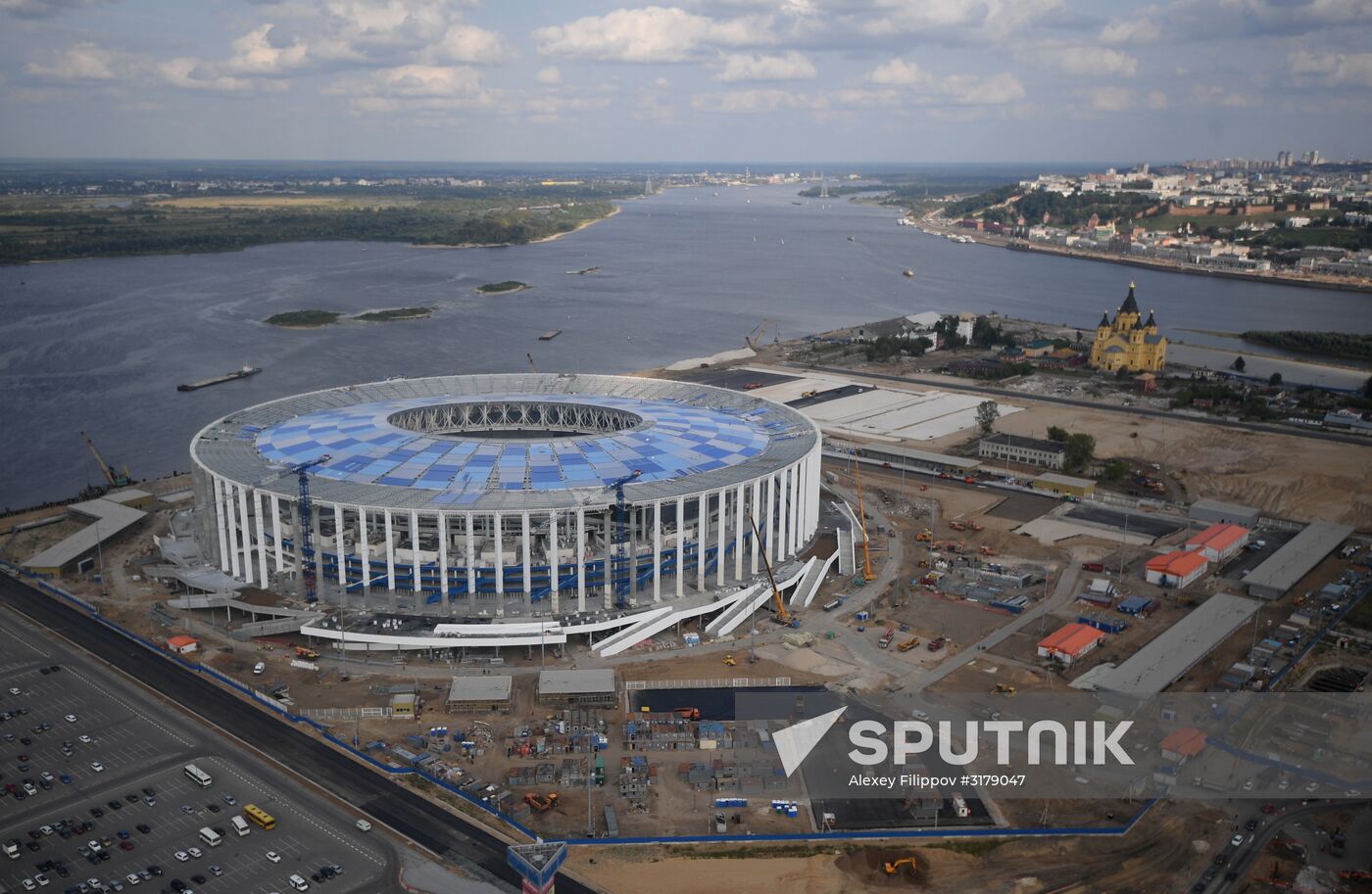 Nizhny Novgorod stadium under construction