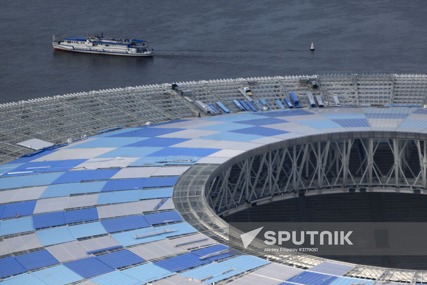 Nizhny Novgorod stadium under construction