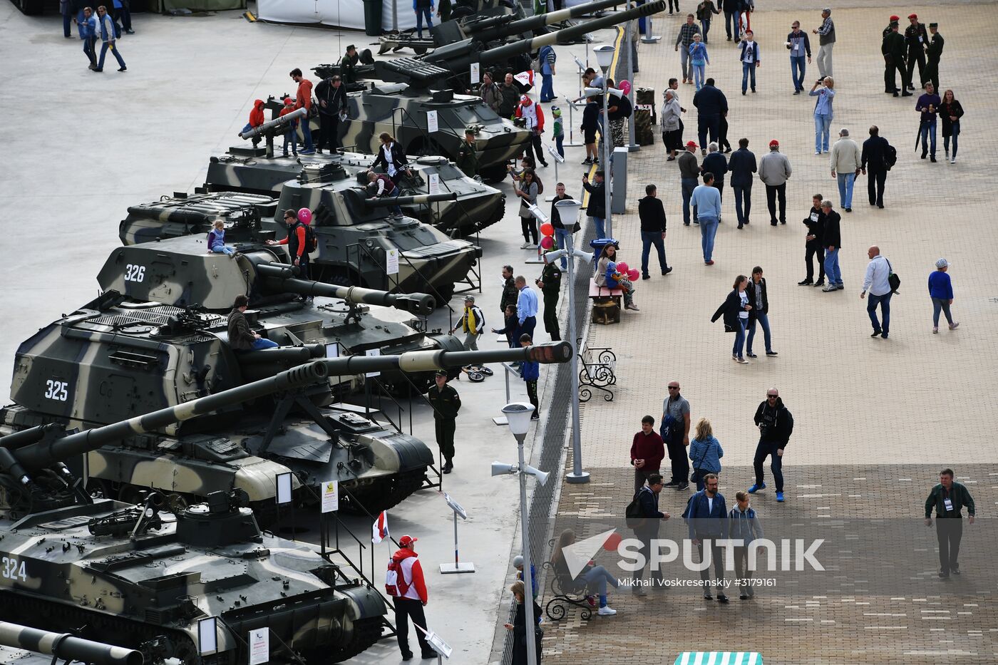 Army 2017 International Military-Technical Forum. Day six