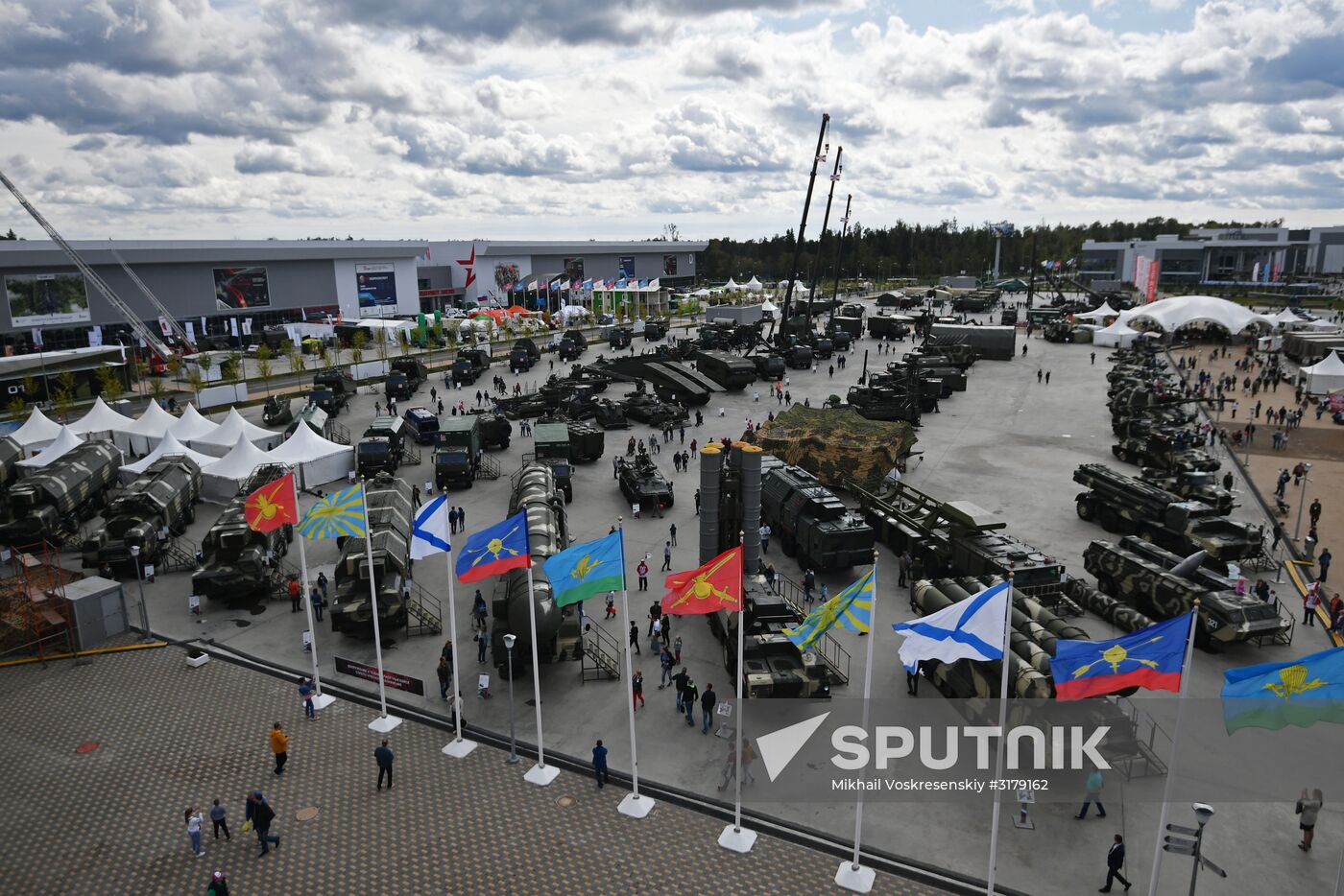 Army 2017 International Military-Technical Forum. Day six