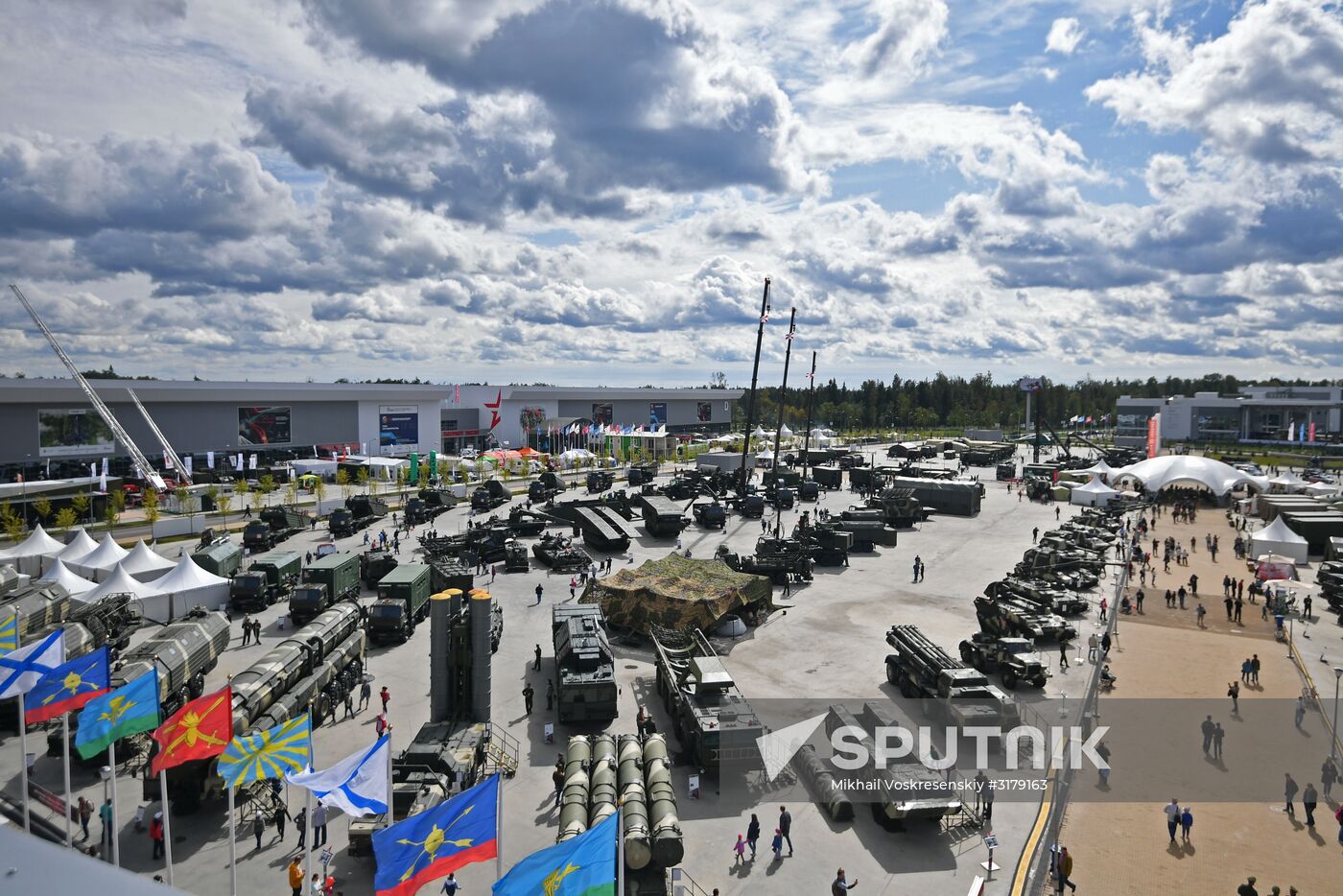 Army 2017 International Military-Technical Forum. Day six