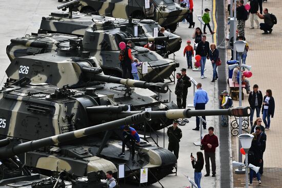 Army 2017 International Military-Technical Forum. Day six