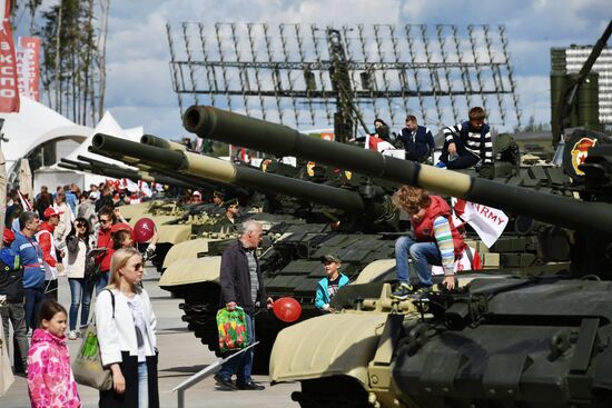 Army 2017 International Military-Technical Forum. Day six