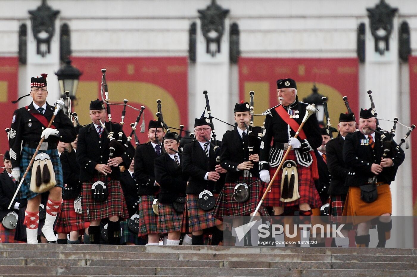 Procession by participants in Spasskaya Tower festival
