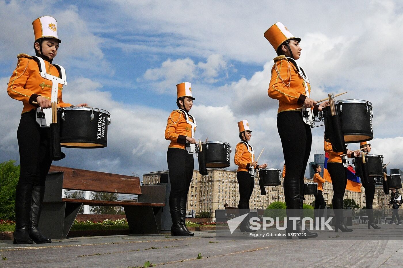 Procession by participants in Spasskaya Tower festival