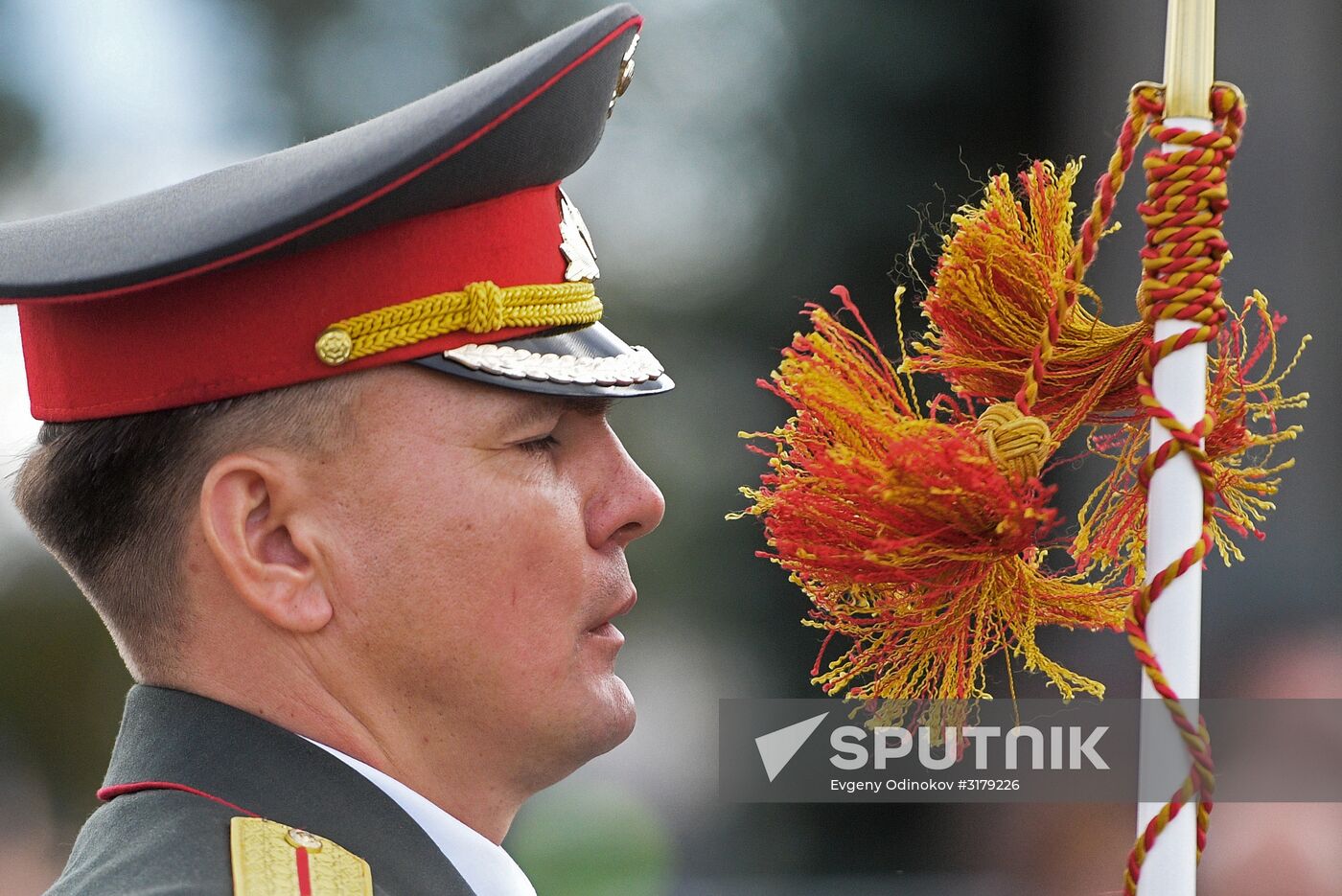 Procession by participants in Spasskaya Tower festival