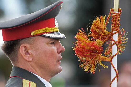 Procession by participants in Spasskaya Tower festival