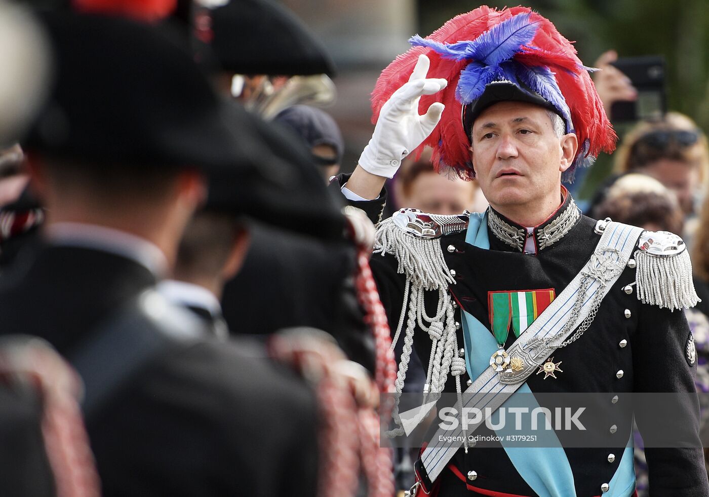 Procession by participants in Spasskaya Tower festival