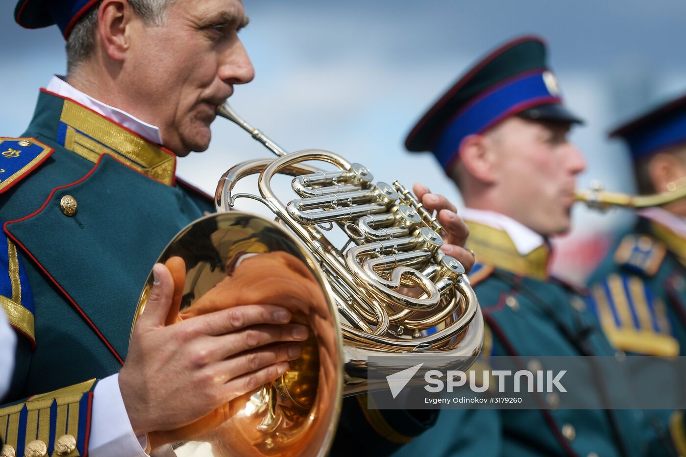 Procession by participants in Spasskaya Tower festival