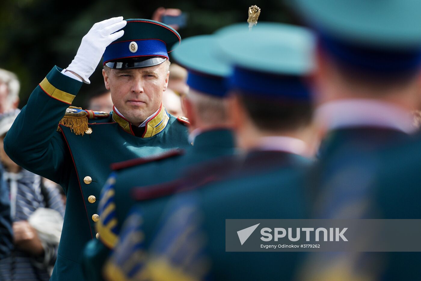 Procession by participants in Spasskaya Tower festival