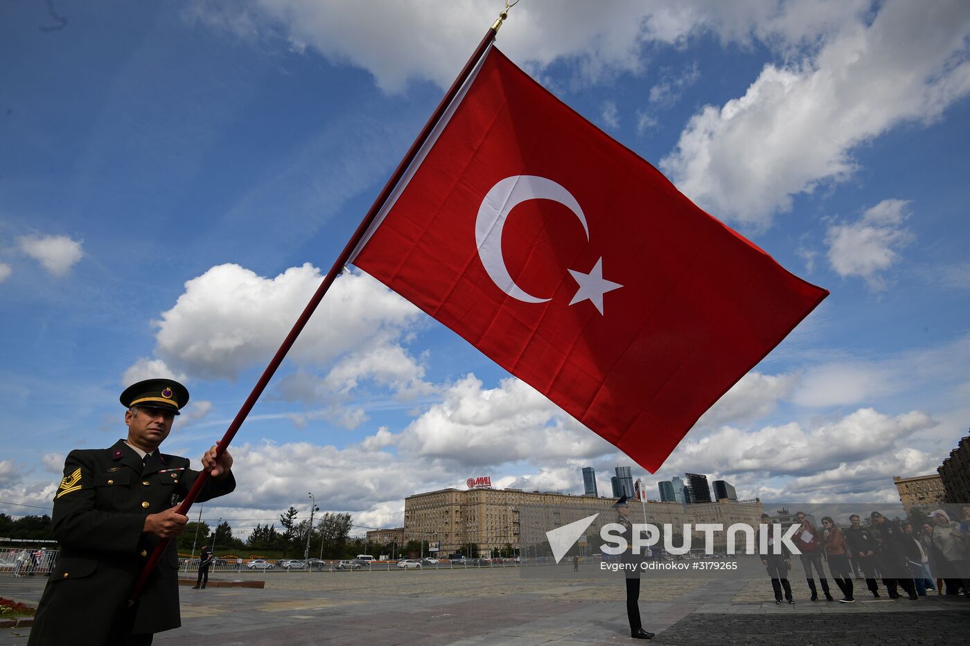 Procession by participants in Spasskaya Tower festival