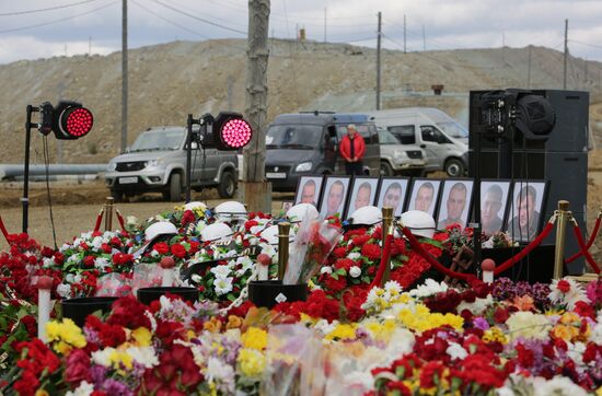 Yakutia mourns dead miners August 29