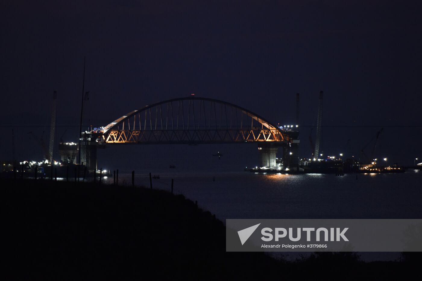 Building the Crimean Bridge