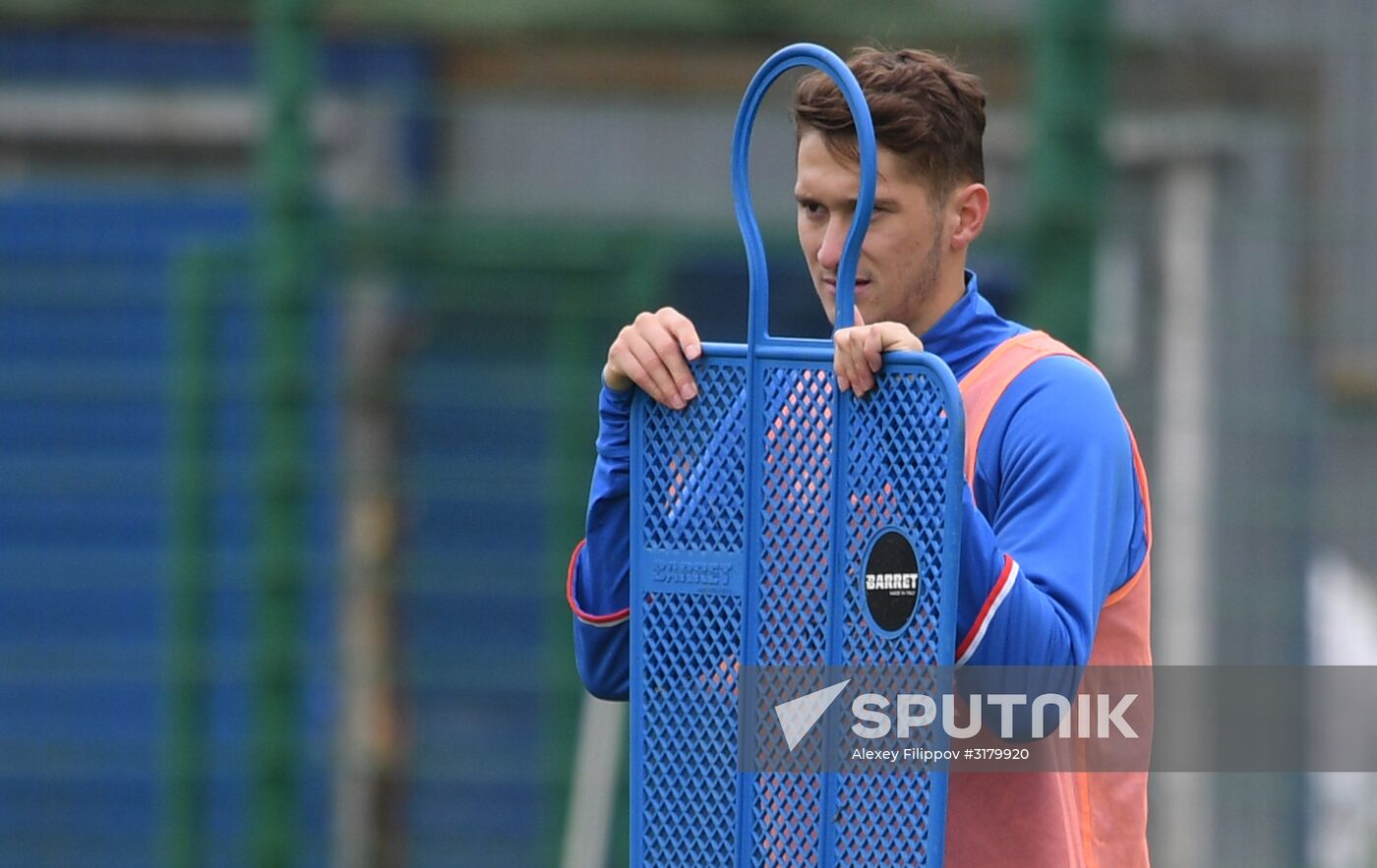 Russian national football team in training