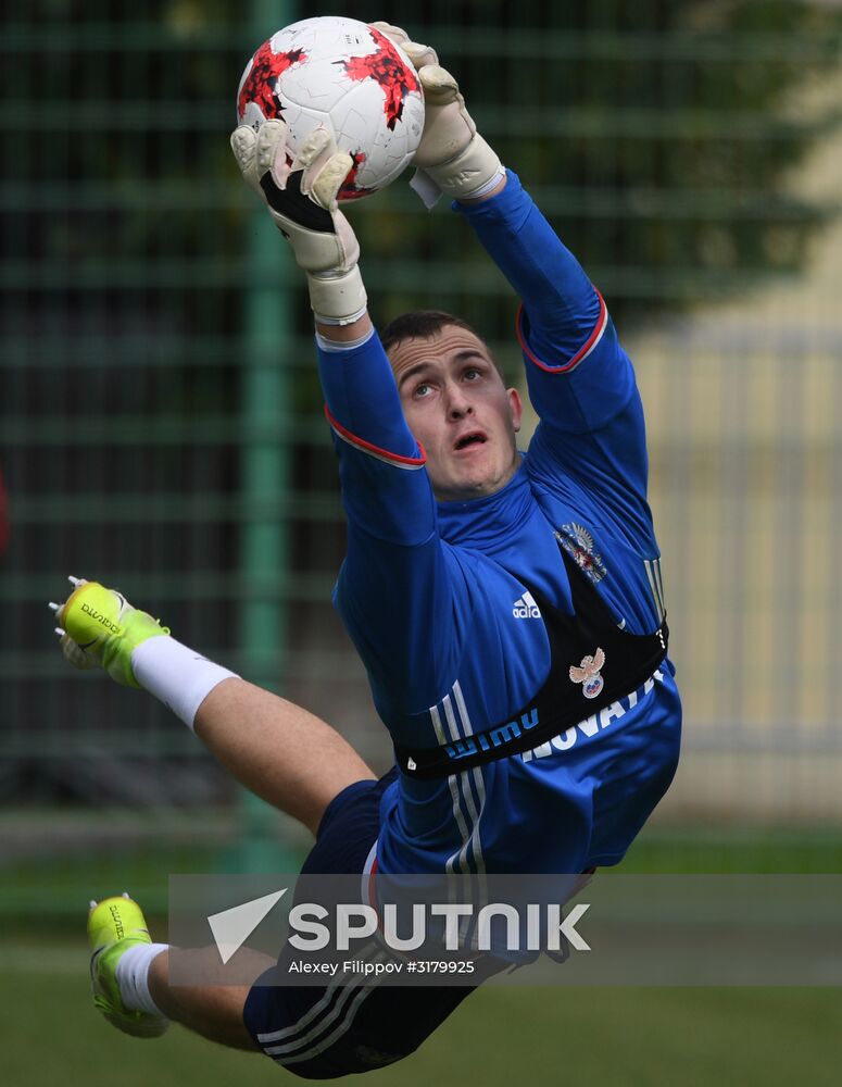 Russian national football team in training