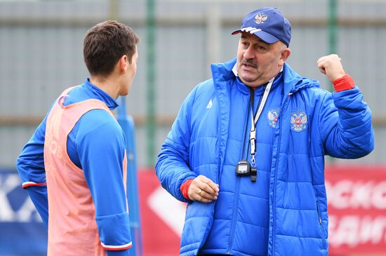 Russian national football team in training