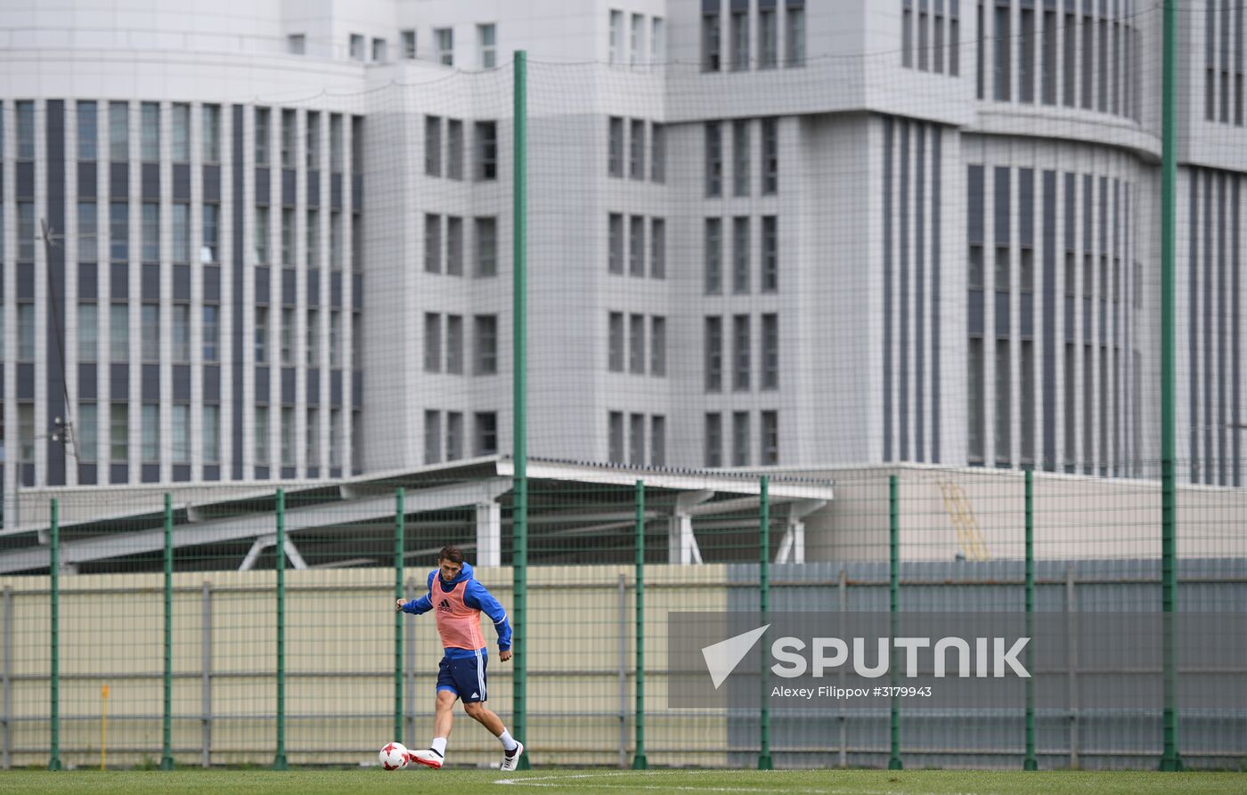 Russian national football team in training