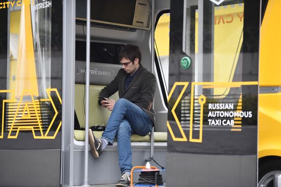 Testing first autonomous passenger bus MatrЁshka
