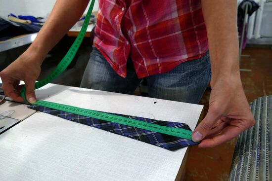 School uniform manufacturing and selling in Donetsk