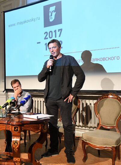 Meeting of Mayakovsky Theater company