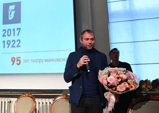 Meeting of Mayakovsky Theater company
