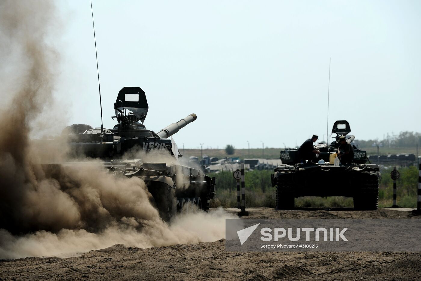 Tank units hold drills in Rostov Region