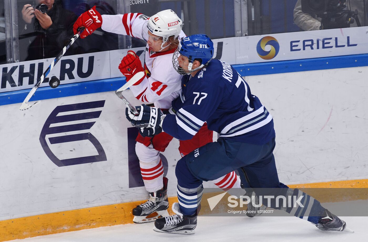 Ice hockey. KHL. Dynamo Moscow vs. Jokerit