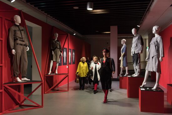 International exhibition 'Fashion to the People! From Constructivism to Design'