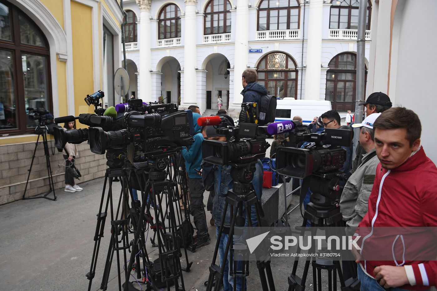 Situation at Department of Internal Affairs for Kitai-Gorod District where Umar Dzhabrailov is delivered