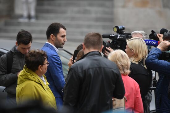 Situation at Department of Internal Affairs for Kitai-Gorod District where Umar Dzhabrailov is delivered