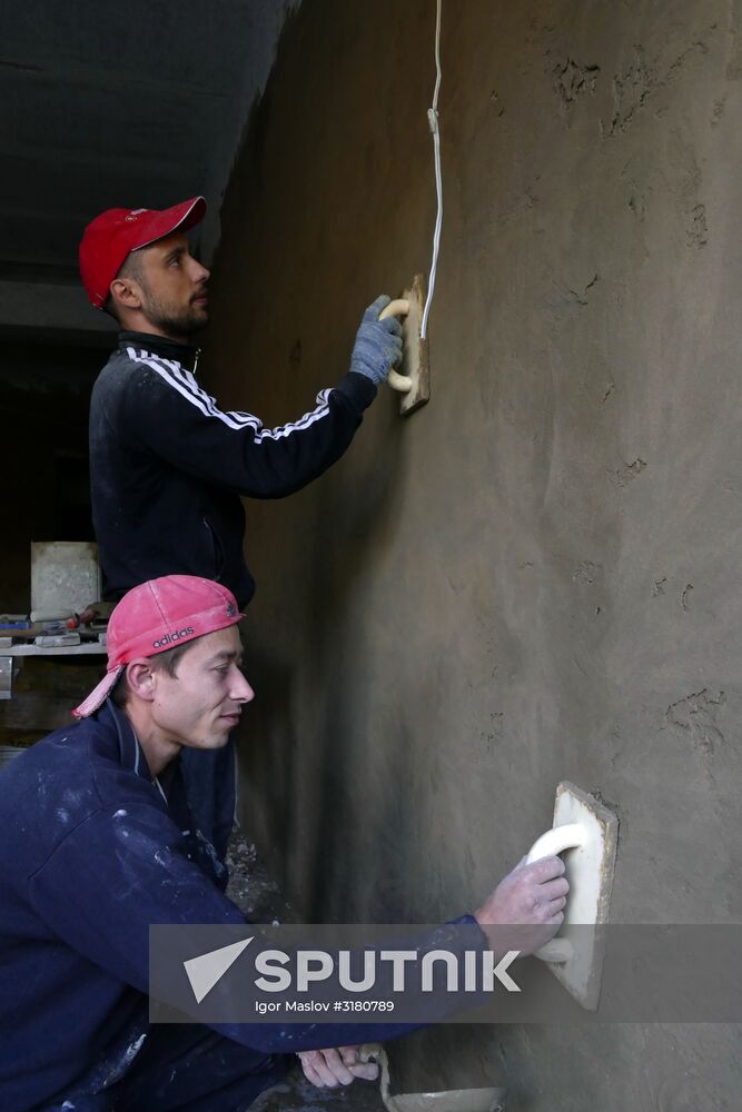 Residential buildings in Donetsk under reconstruction