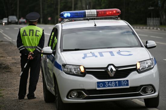 Mobile and fixed road safety cameras