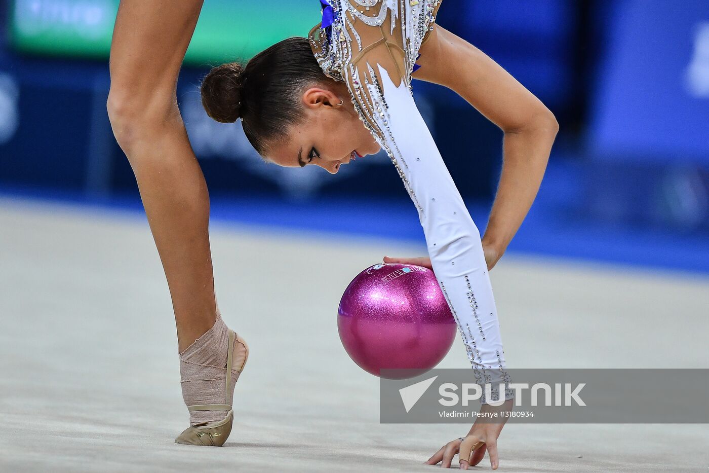 2017 World Rhythmic Gymnastics Championships. Day one