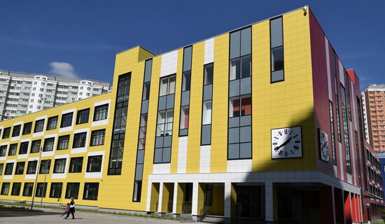 Biggest school in Russia opens in Moscow