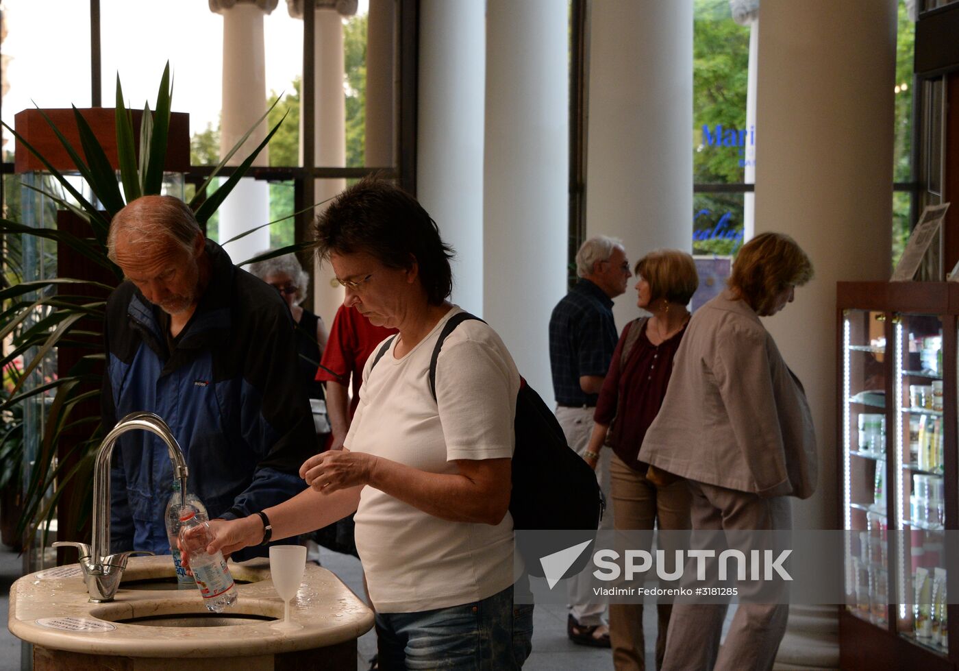 Cities of the world. Karlovy Vary and Marianske Lazne