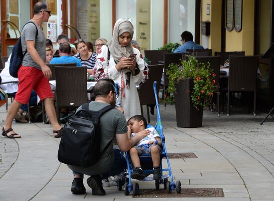 Cities of the world. Karlovy Vary and Marianske Lazne